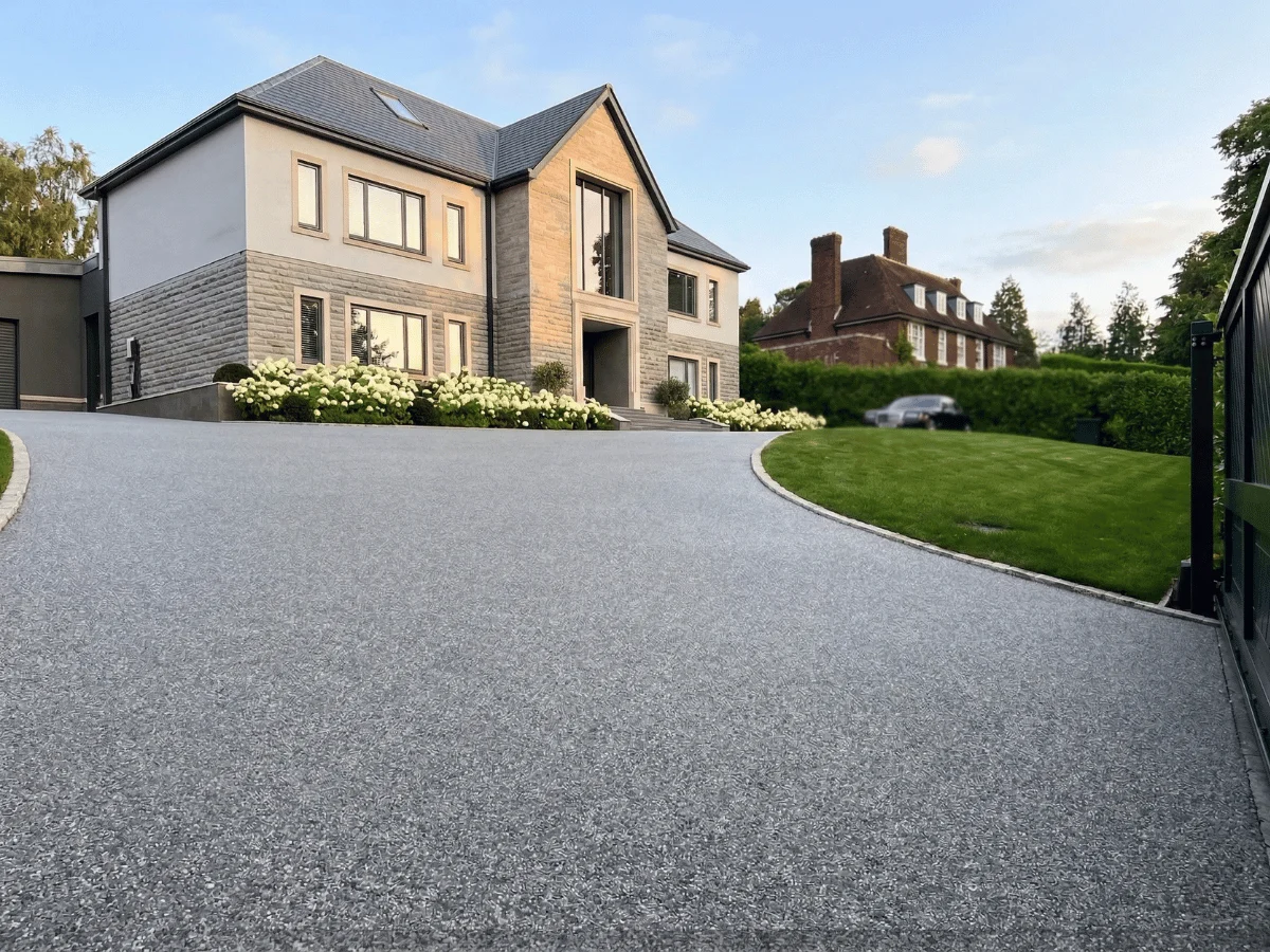 Resin-bound driveway application